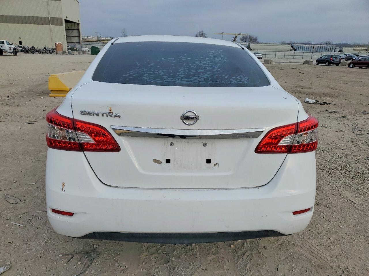 2015 NISSAN SENTRA S photo 6