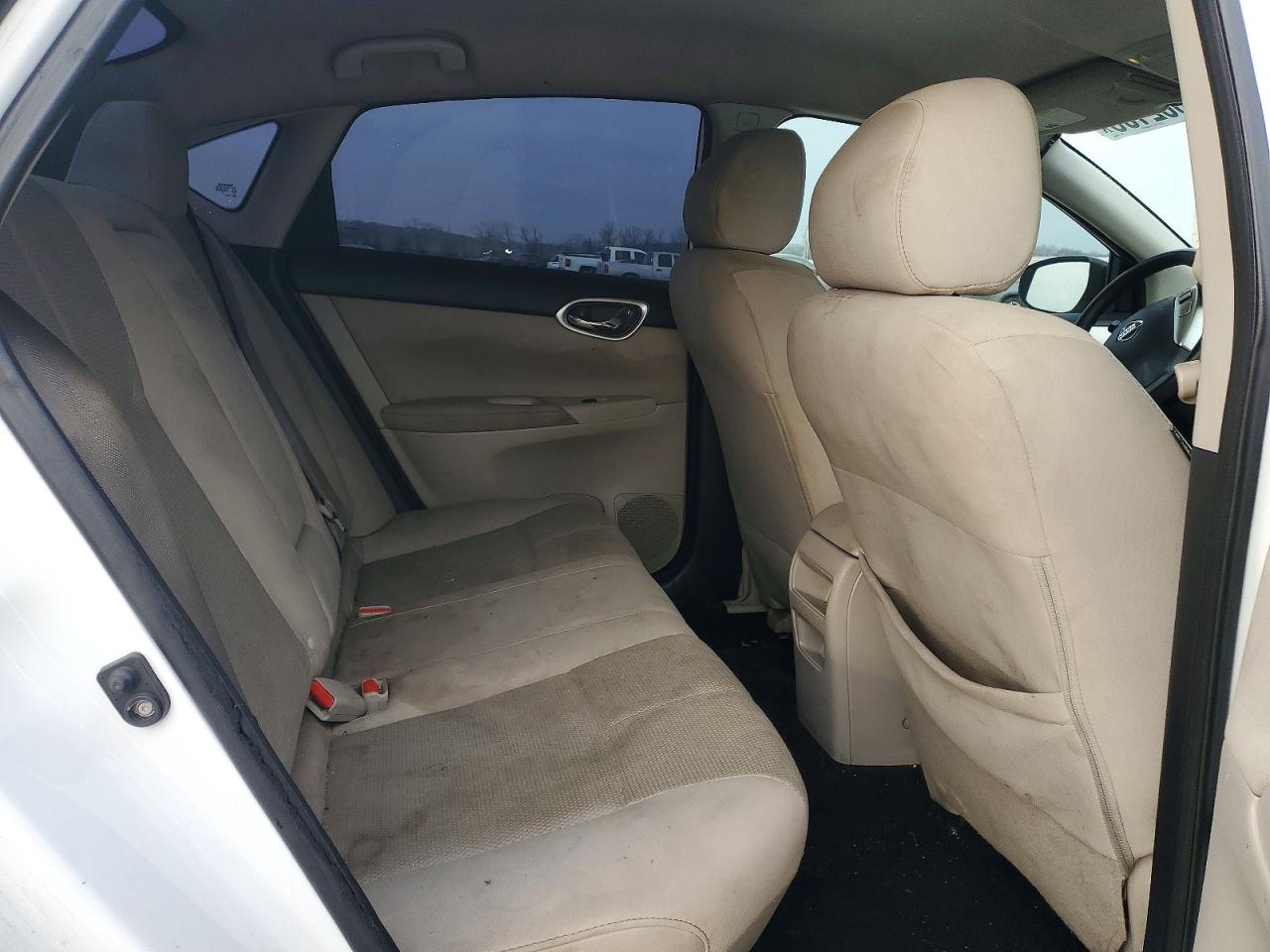 2015 NISSAN SENTRA S photo 10