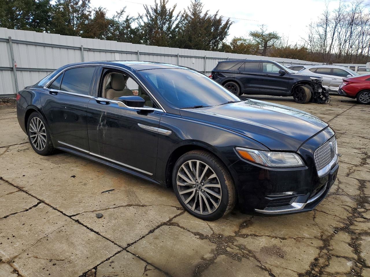 2017 LINCOLN CONTINENTAL SELECT photo 7