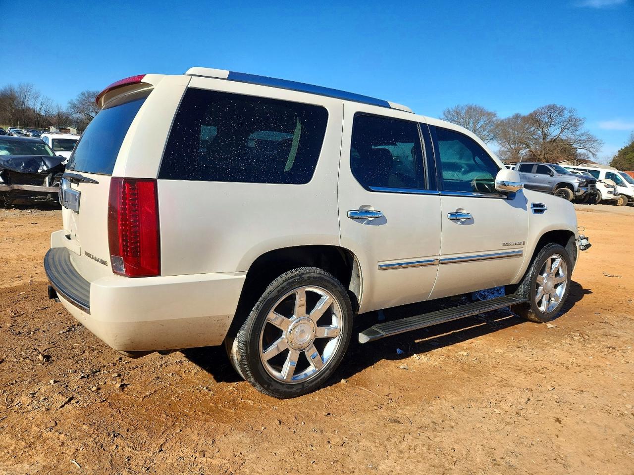 2007 CADILLAC ESCALADE LUXURY photo 5
