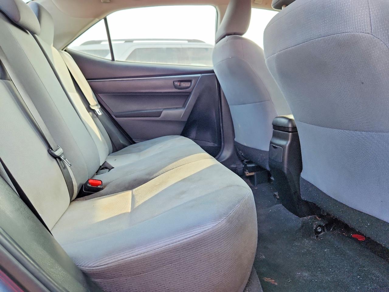 2016 TOYOTA COROLLA L photo 10