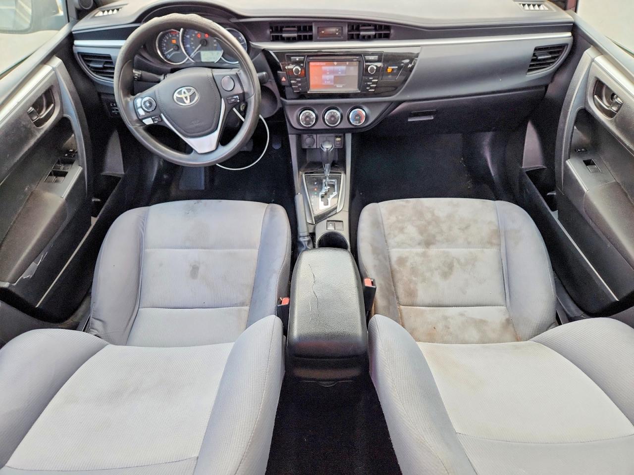 2016 TOYOTA COROLLA L photo 8