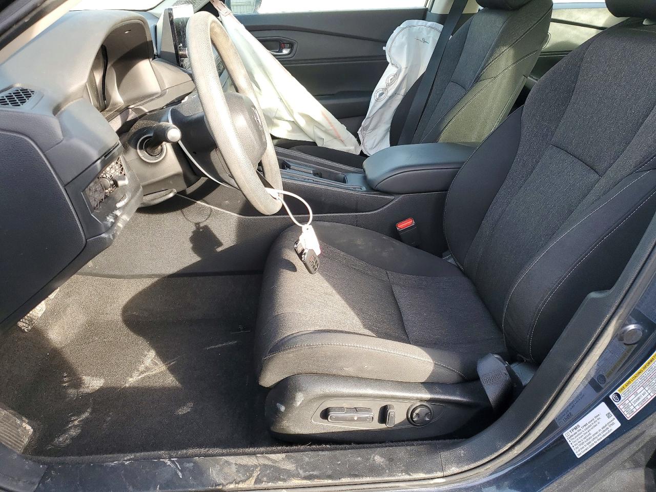 2024 HONDA ACCORD EX photo 7