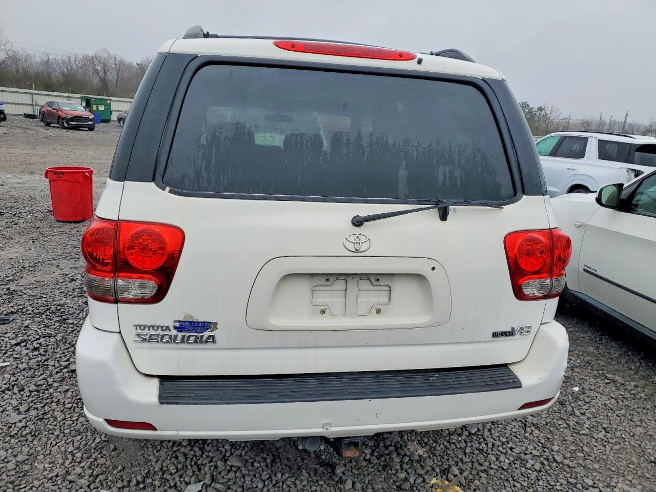 2005 TOYOTA SEQUOIA SR5 photo 6