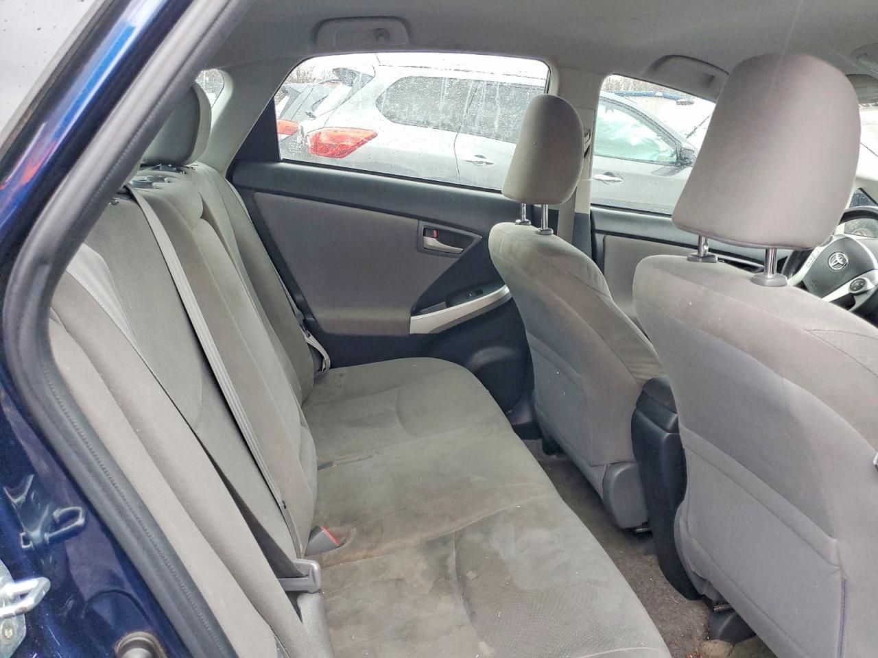 2012 TOYOTA PRIUS photo 10