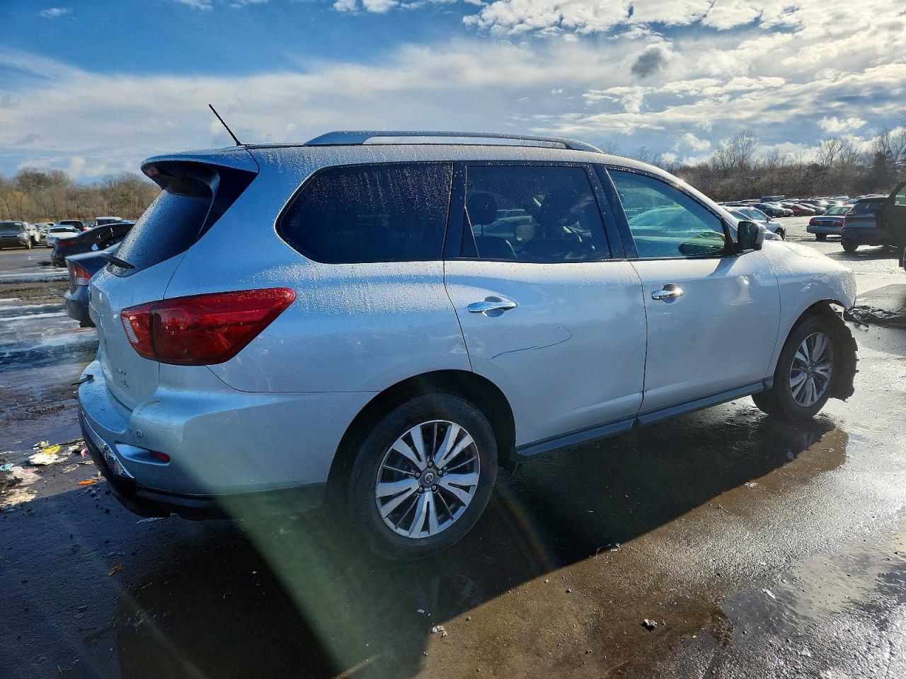 2020 NISSAN PATHFINDER SL photo 3