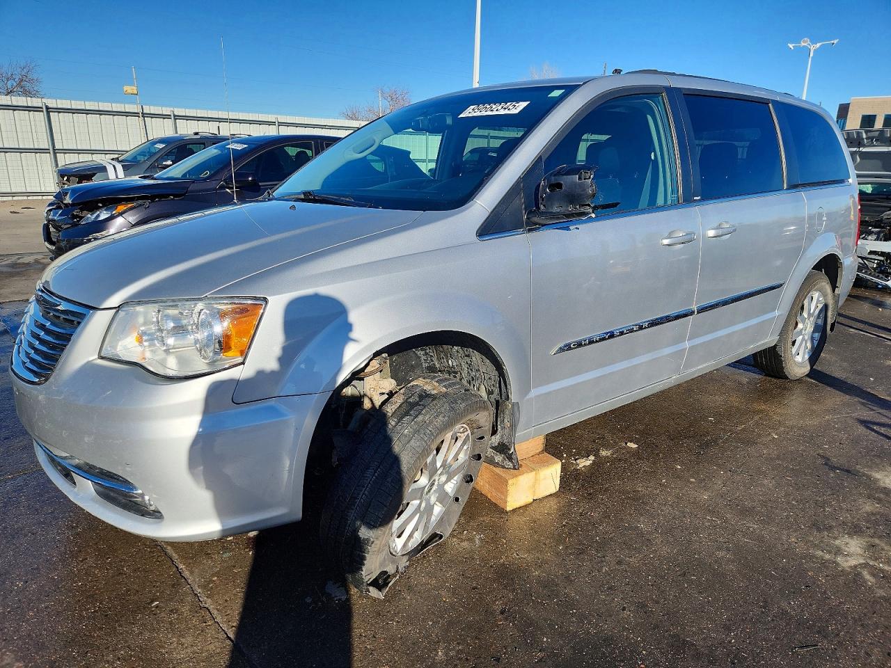 2011 CHRYSLER TOWN & COUNTRY