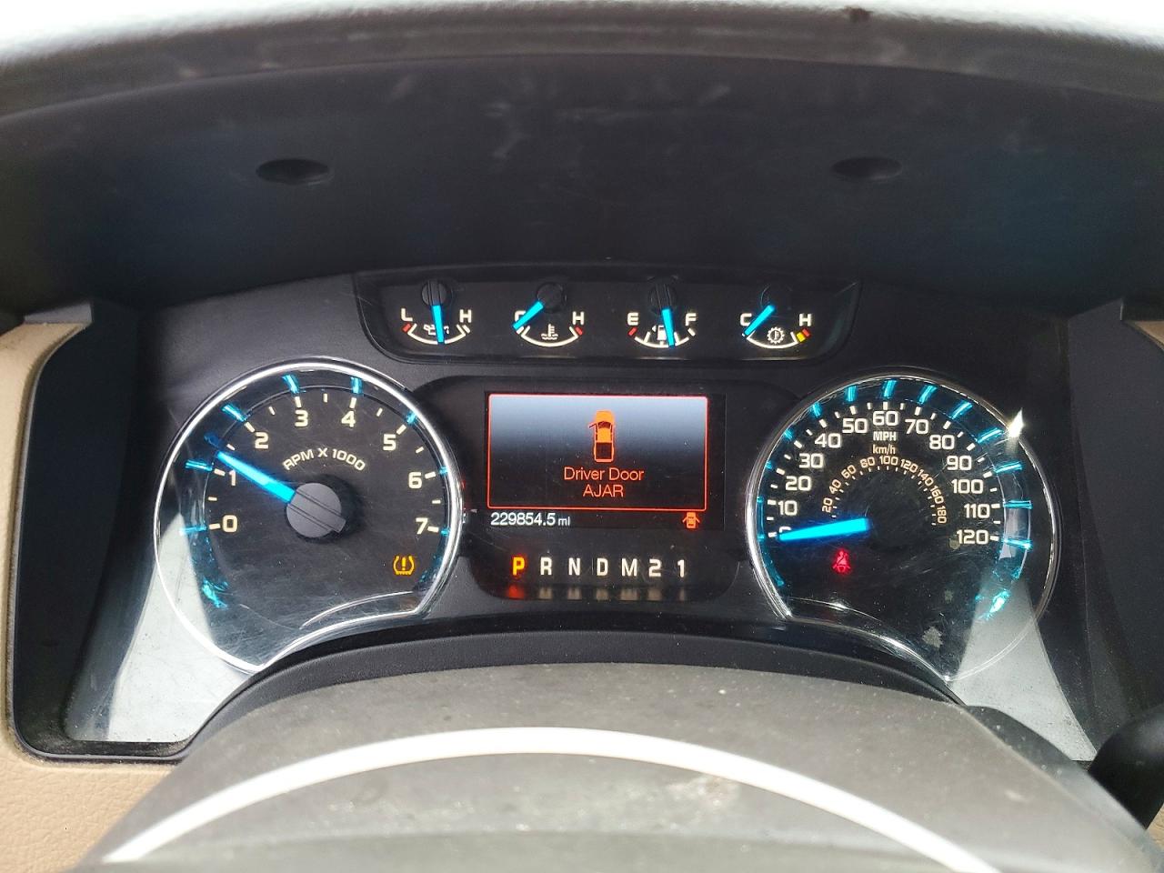 2014 FORD F150 photo 9