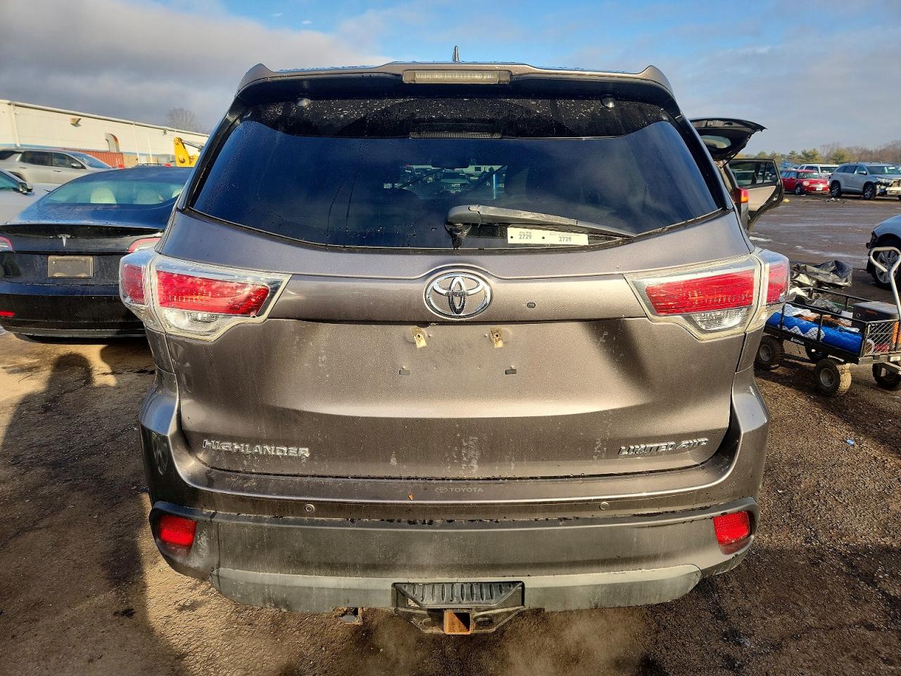 2016 TOYOTA HIGHLANDER LIMITED photo 6