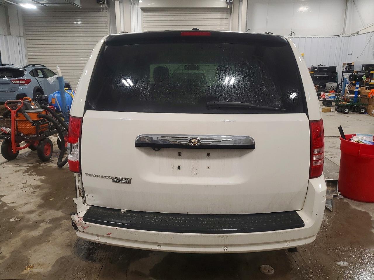 2008 CHRYSLER TOWN & COUNTRY TOURING photo 6