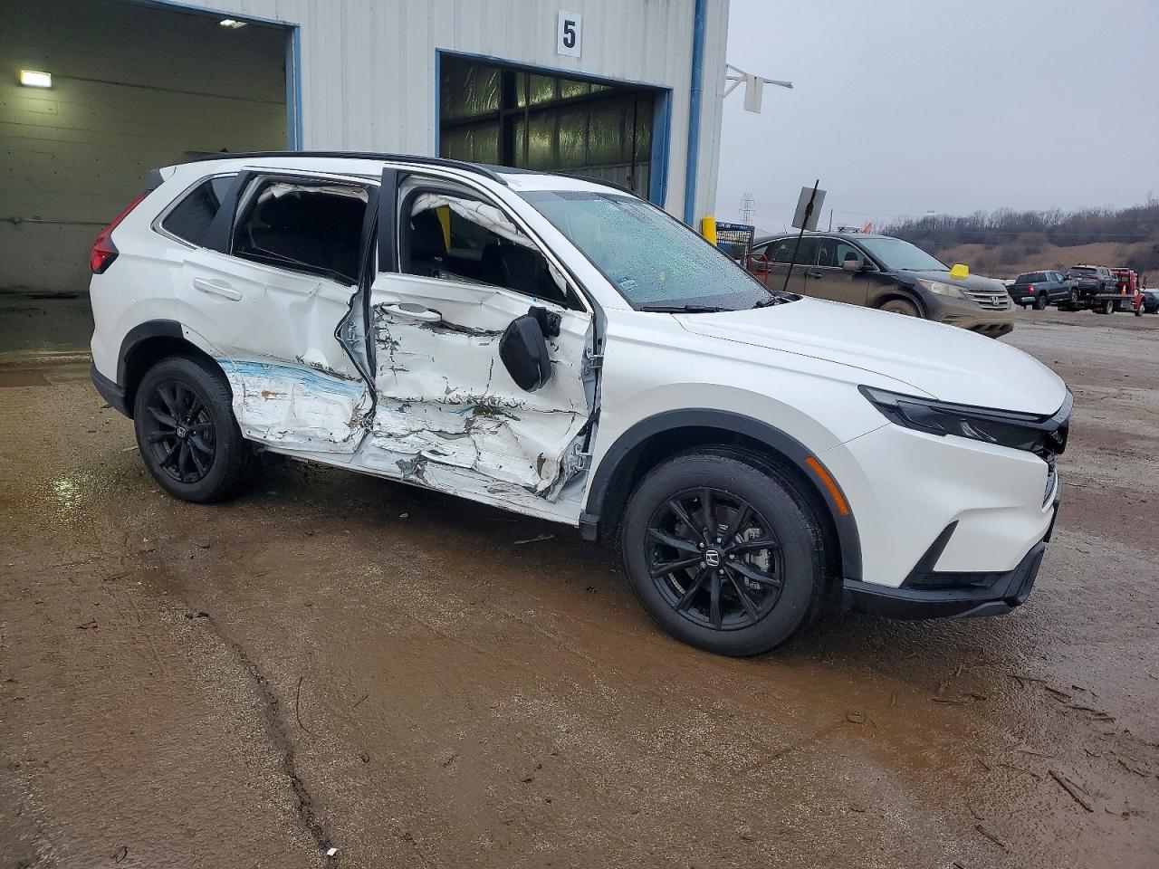 2024 HONDA CR-V SPORT photo 4