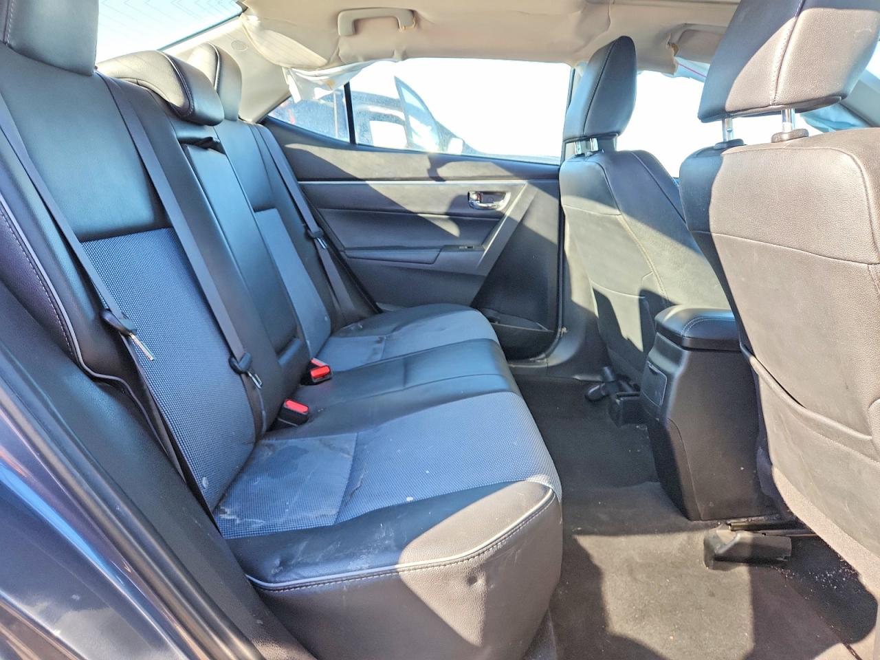 2016 TOYOTA COROLLA L photo 10