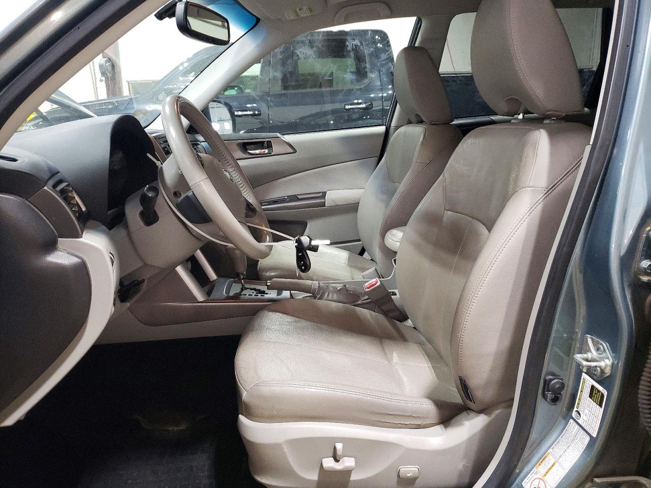 2011 SUBARU FORESTER LIMITED photo 7