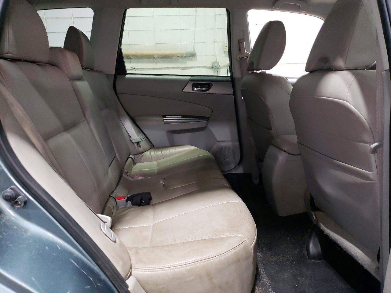 2011 SUBARU FORESTER LIMITED photo 11