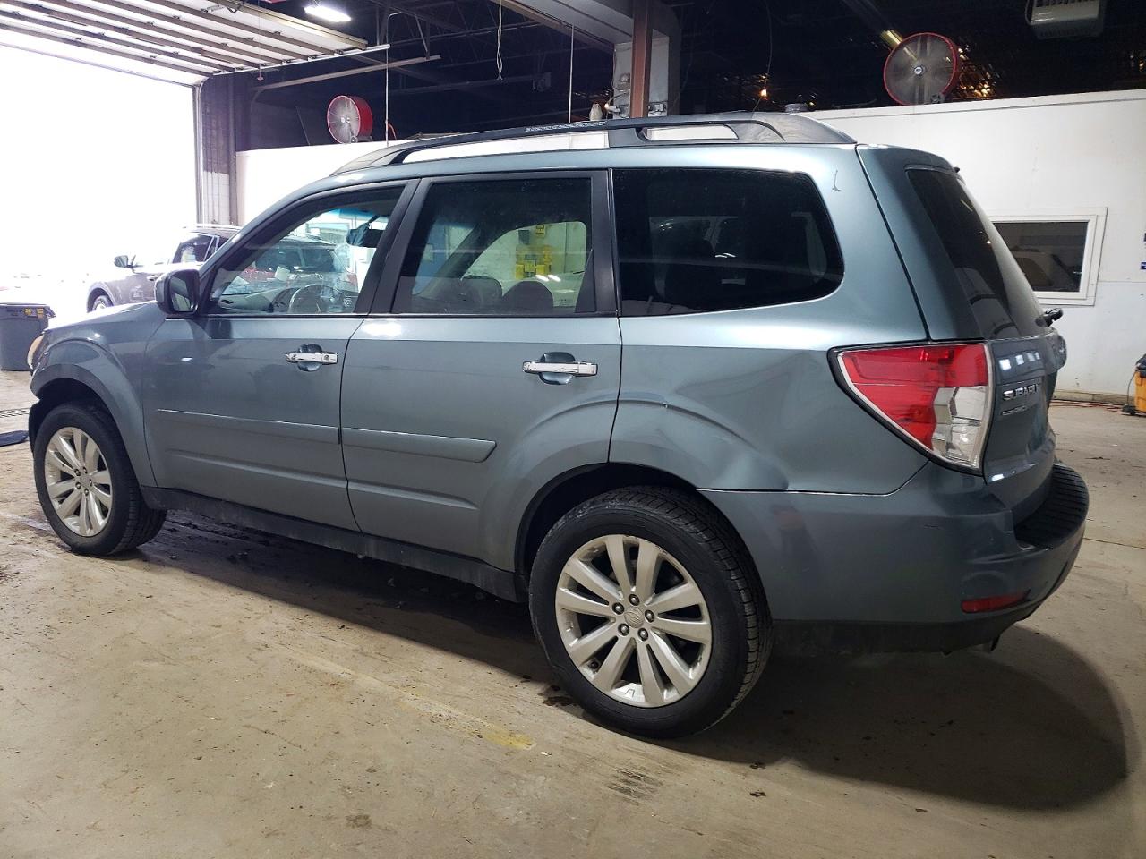 2011 SUBARU FORESTER LIMITED photo 2