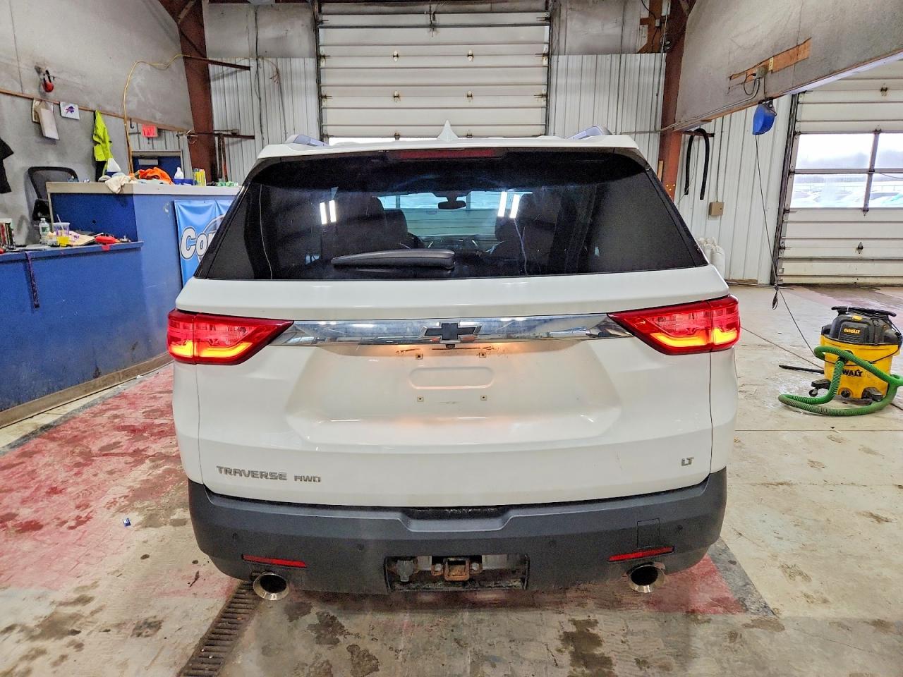 2019 CHEVROLET TRAVERSE LT photo 6