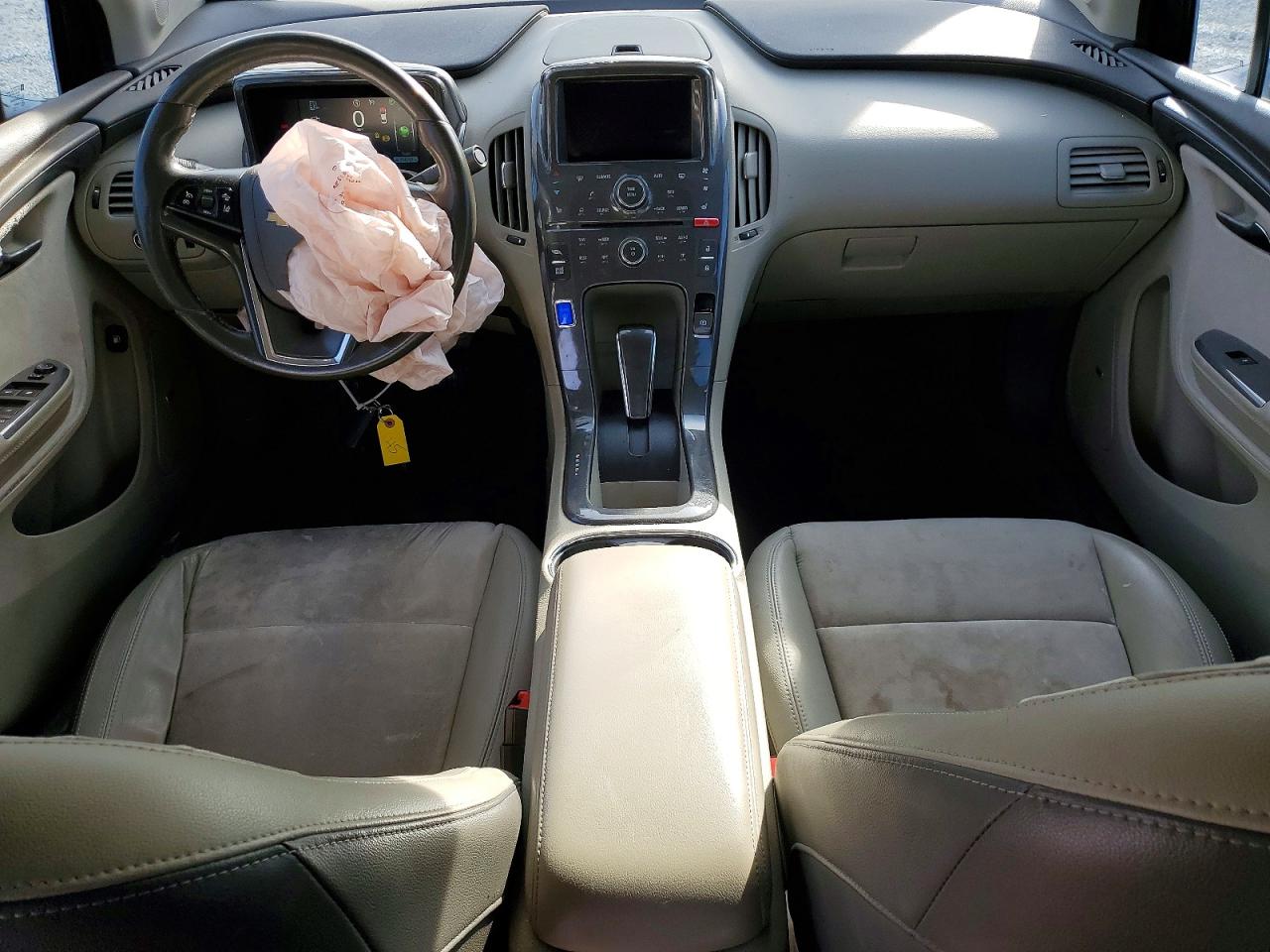 2015 CHEVROLET VOLT photo 8