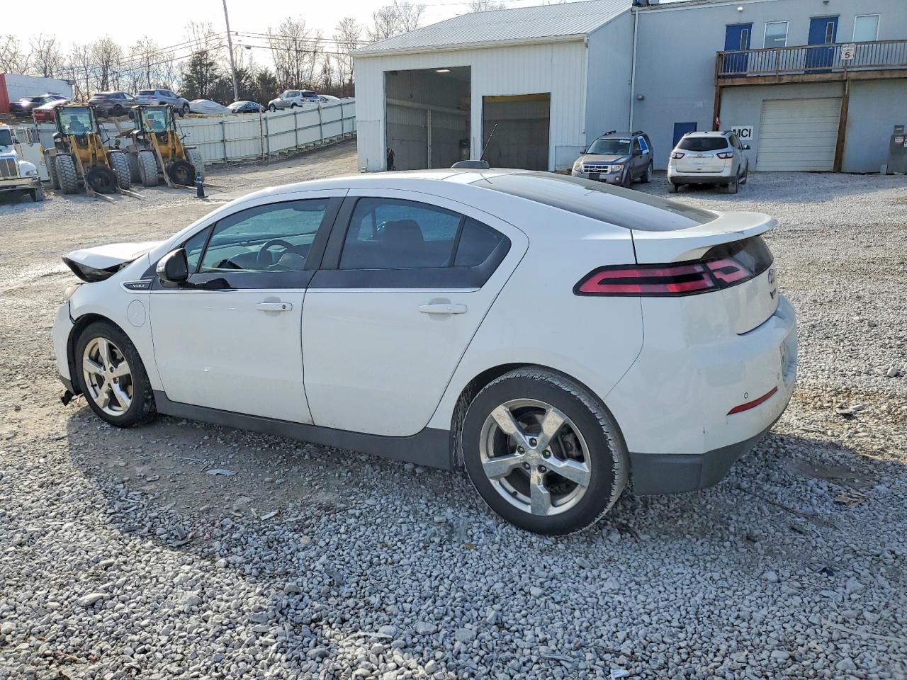 2015 CHEVROLET VOLT photo 2
