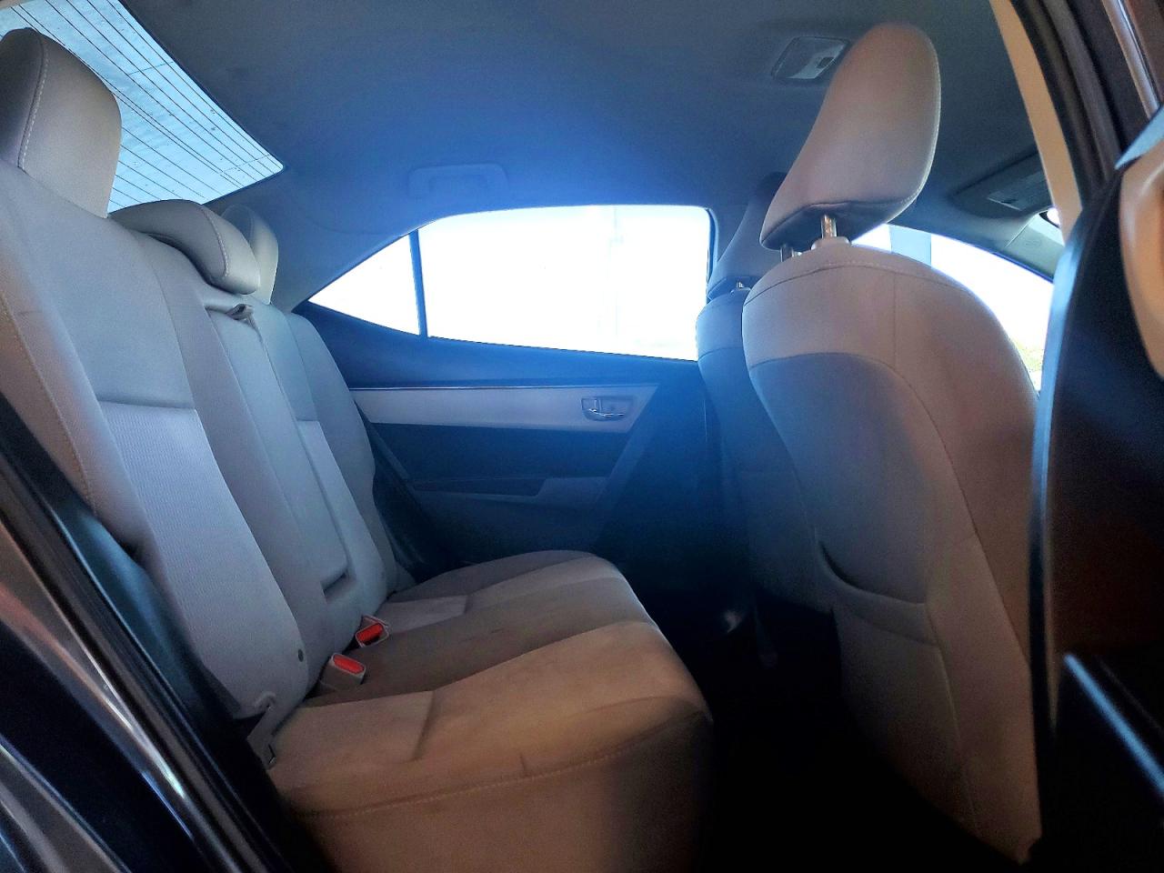 2015 TOYOTA COROLLA L photo 10