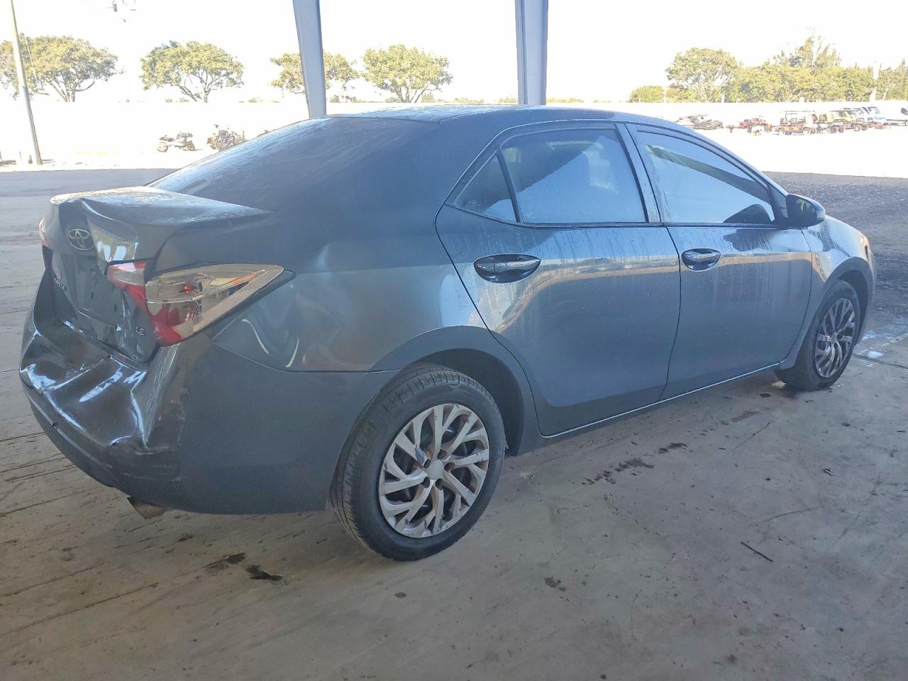 2015 TOYOTA COROLLA L photo 3