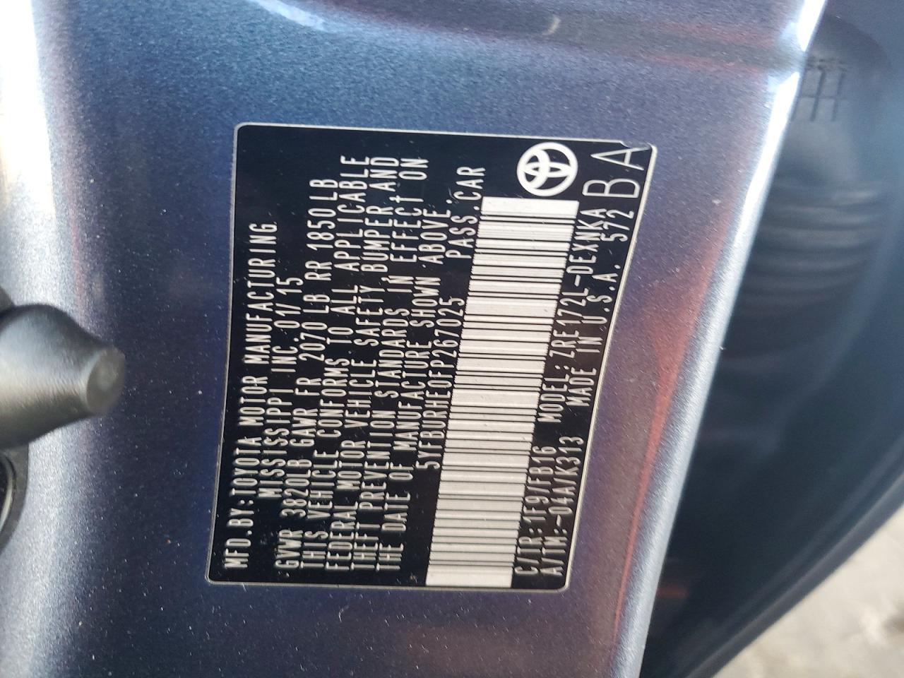 2015 TOYOTA COROLLA L photo 12