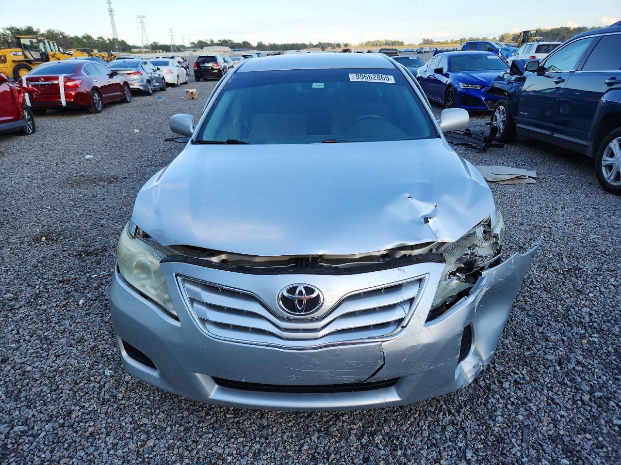 2010 TOYOTA CAMRY BASE photo 5