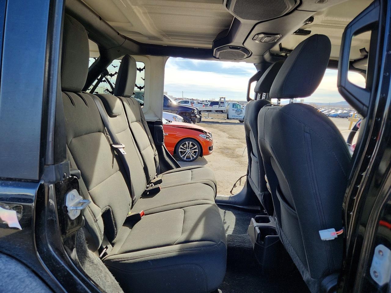2018 JEEP WRANGLER UNLIMITED SPORT photo 11