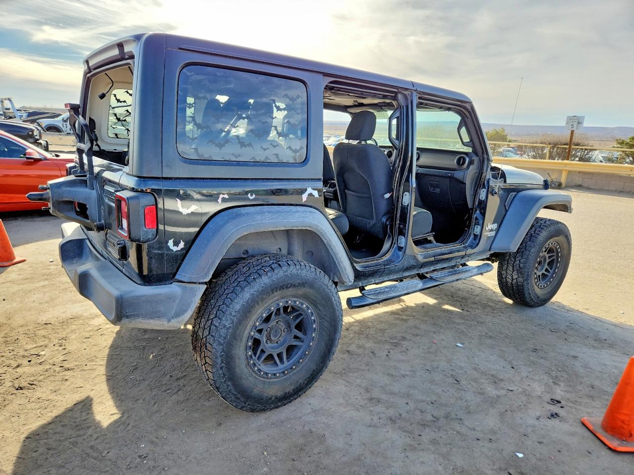 2018 JEEP WRANGLER UNLIMITED SPORT photo 3