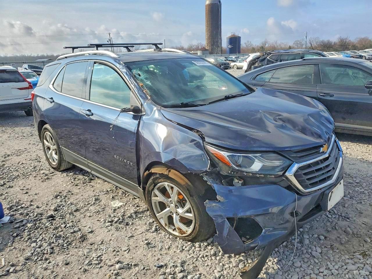 2018 CHEVROLET EQUINOX LT photo 4