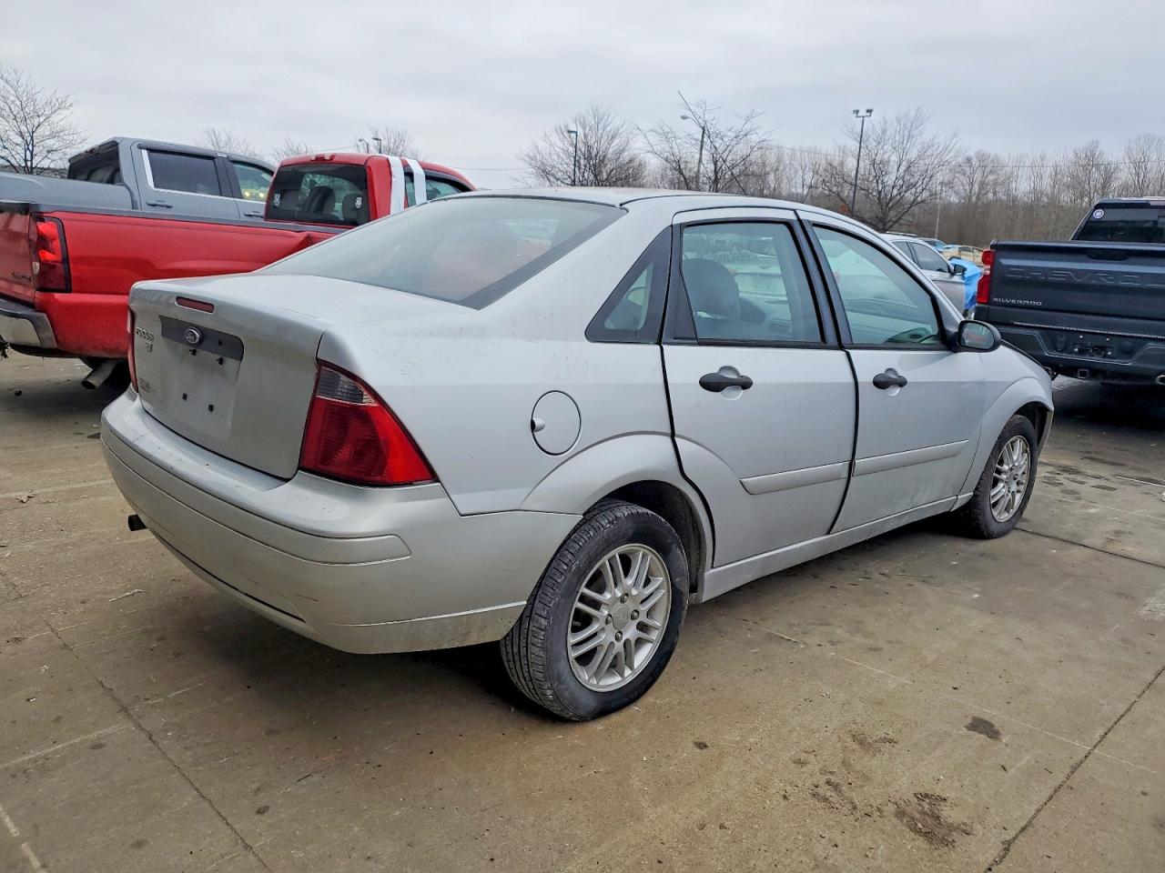 2007 FORD FOCUS ZX4 photo 3