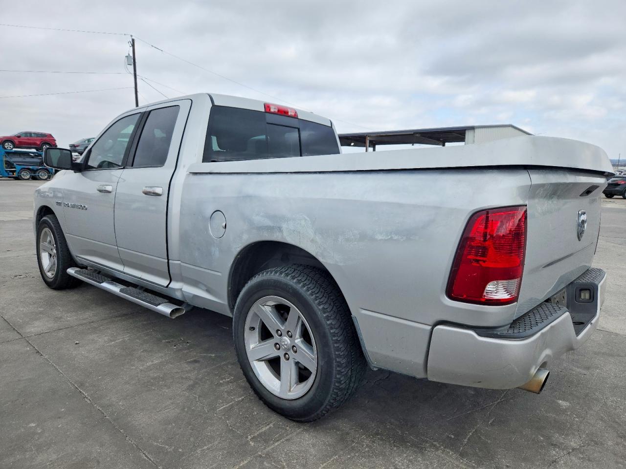 2011 DODGE RAM 1500 photo 2