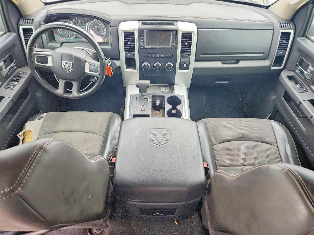2011 DODGE RAM 1500 photo 8
