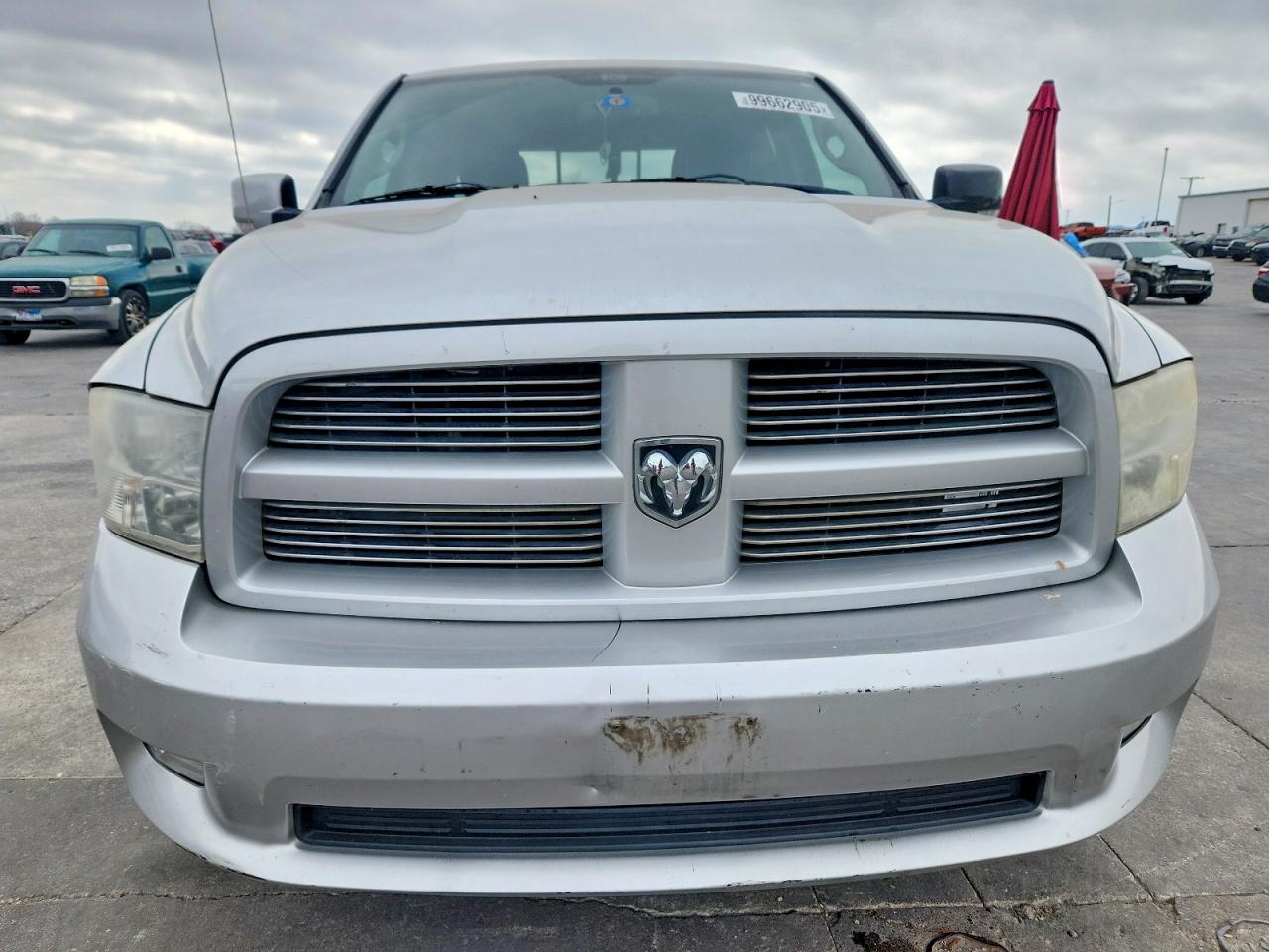 2011 DODGE RAM 1500 photo 5
