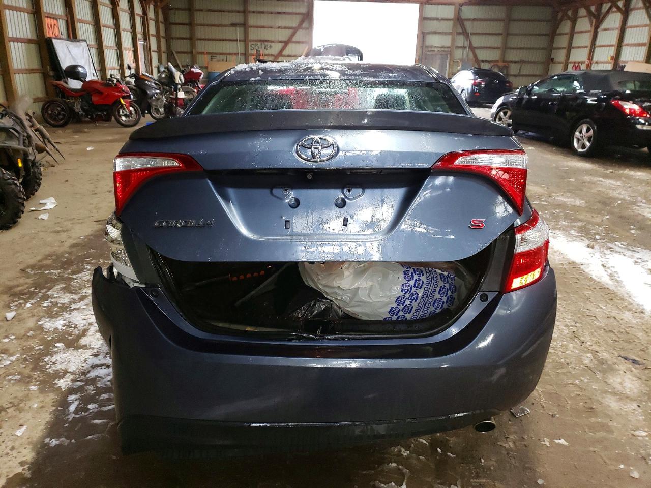 2014 TOYOTA COROLLA L photo 6
