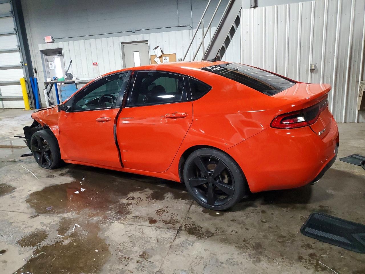2015 DODGE DART SXT photo 2