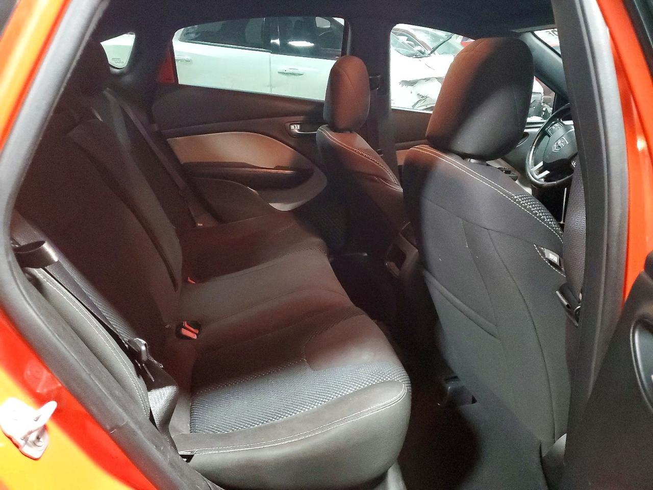 2015 DODGE DART SXT photo 10