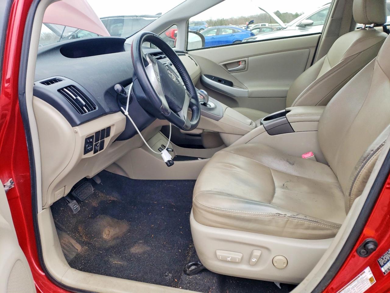 2012 TOYOTA PRIUS photo 7