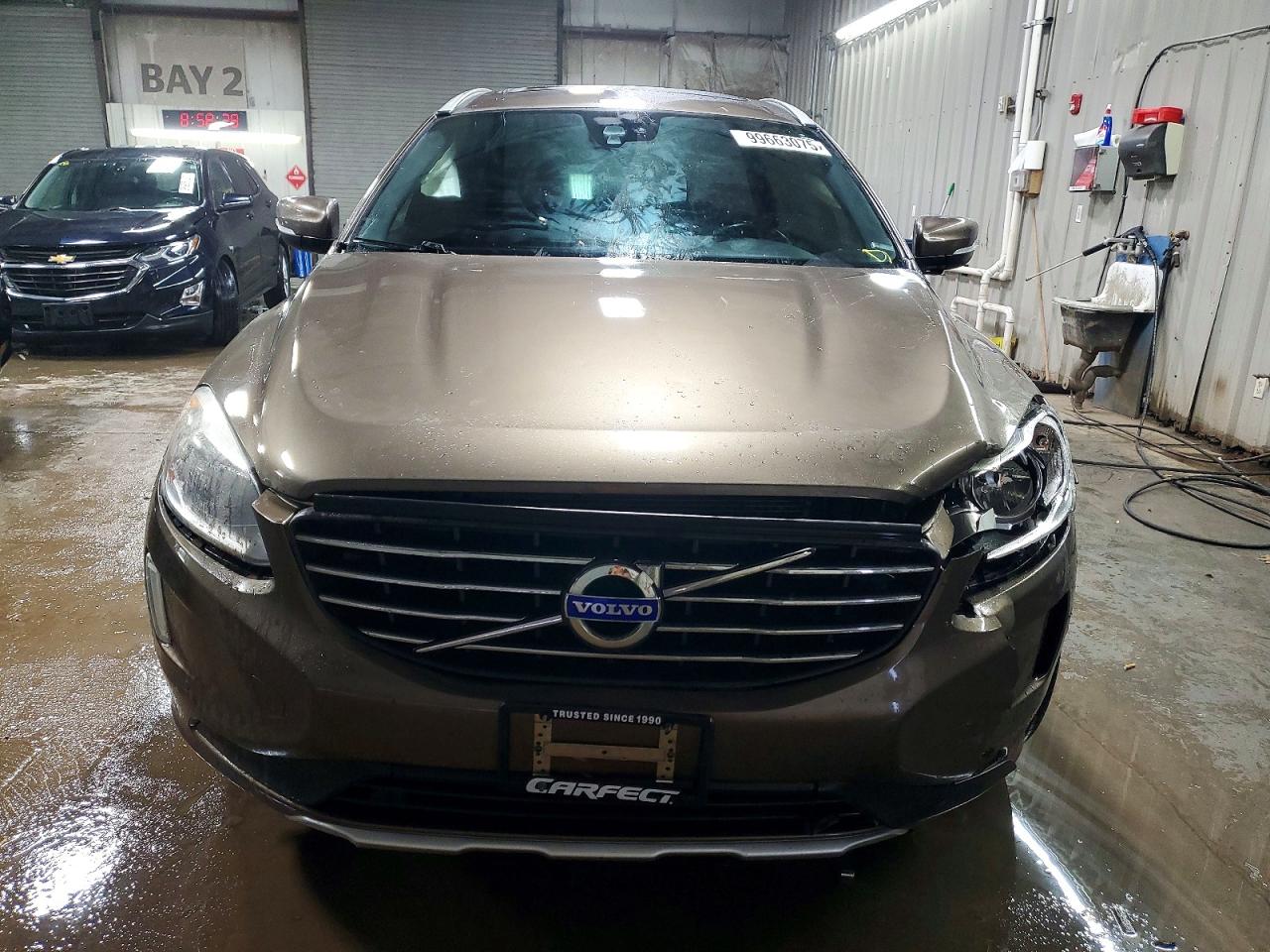 2015 VOLVO XC60 T5 PREMIER photo 5