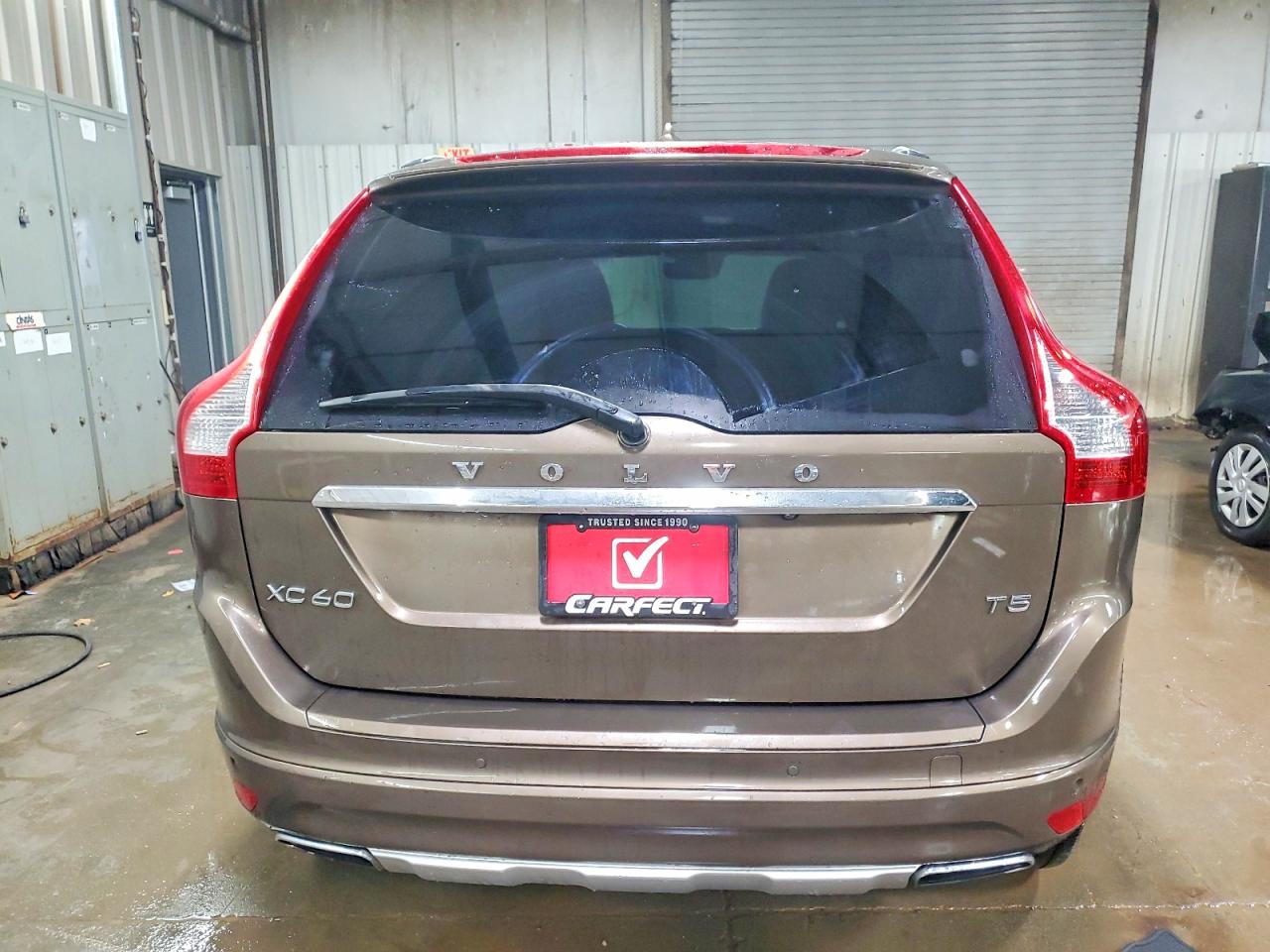 2015 VOLVO XC60 T5 PREMIER photo 6