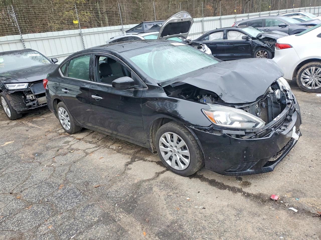 2019 NISSAN SENTRA S photo 4