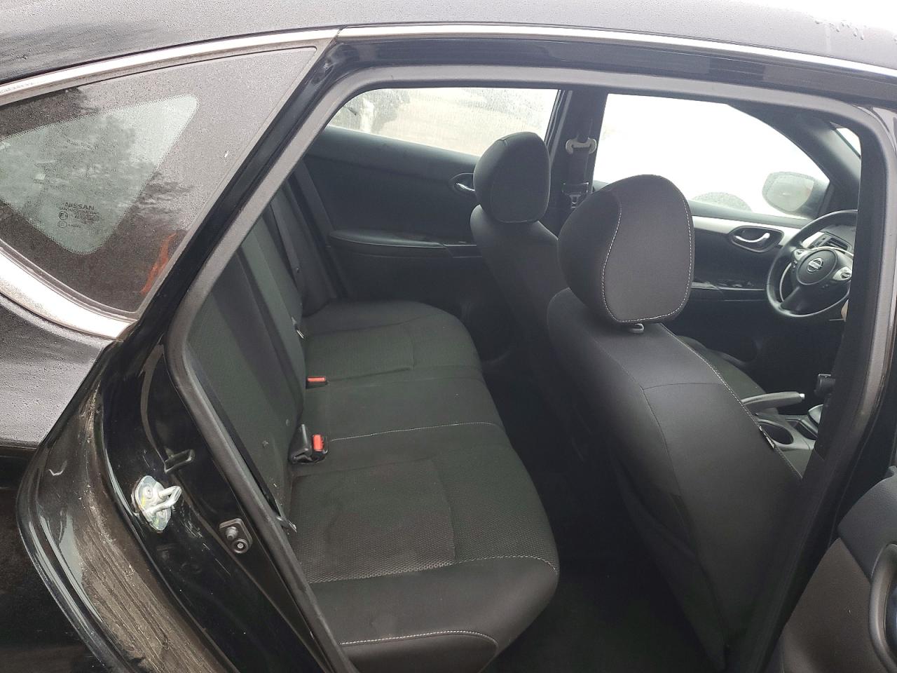 2019 NISSAN SENTRA S photo 10