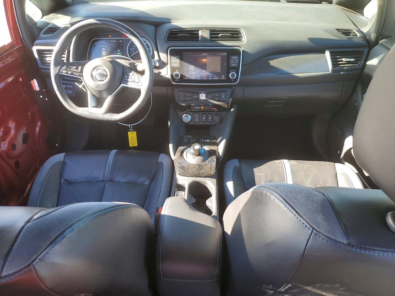 2022 NISSAN LEAF SL PLUS photo 8