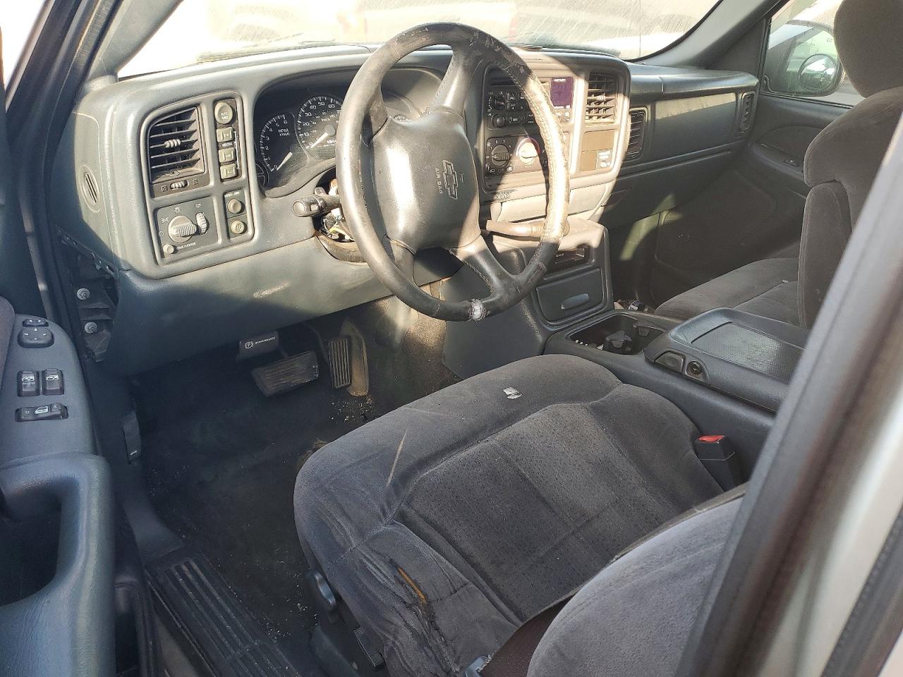 2002 CHEVROLET SILVERADO K1500 photo 8