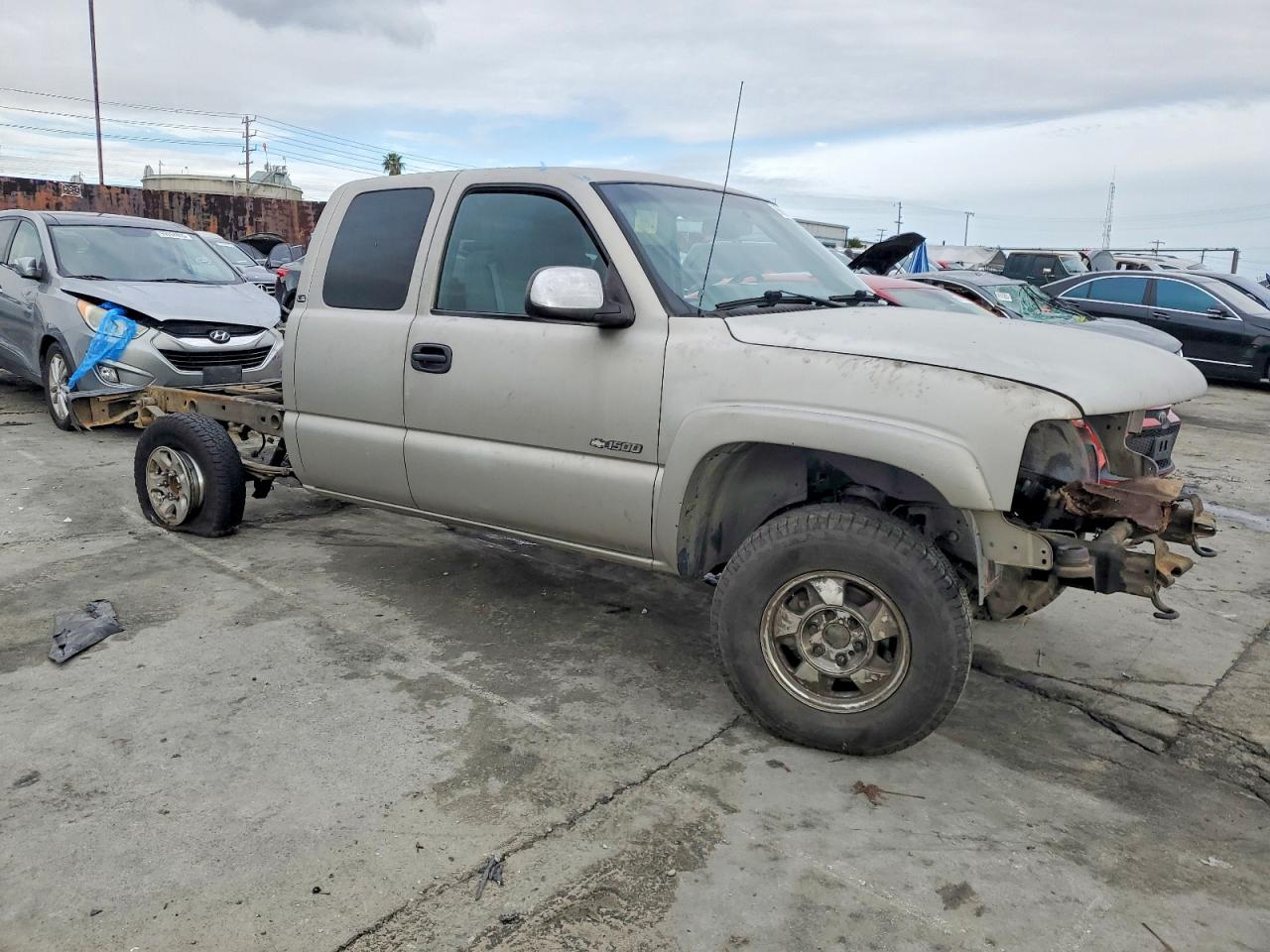 2002 CHEVROLET SILVERADO K1500 photo 4