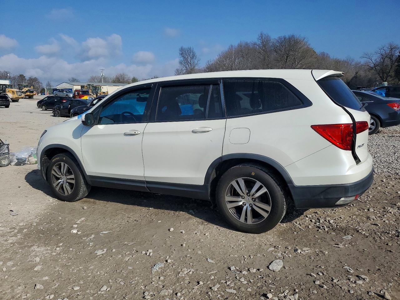 2016 HONDA PILOT EXL photo 2