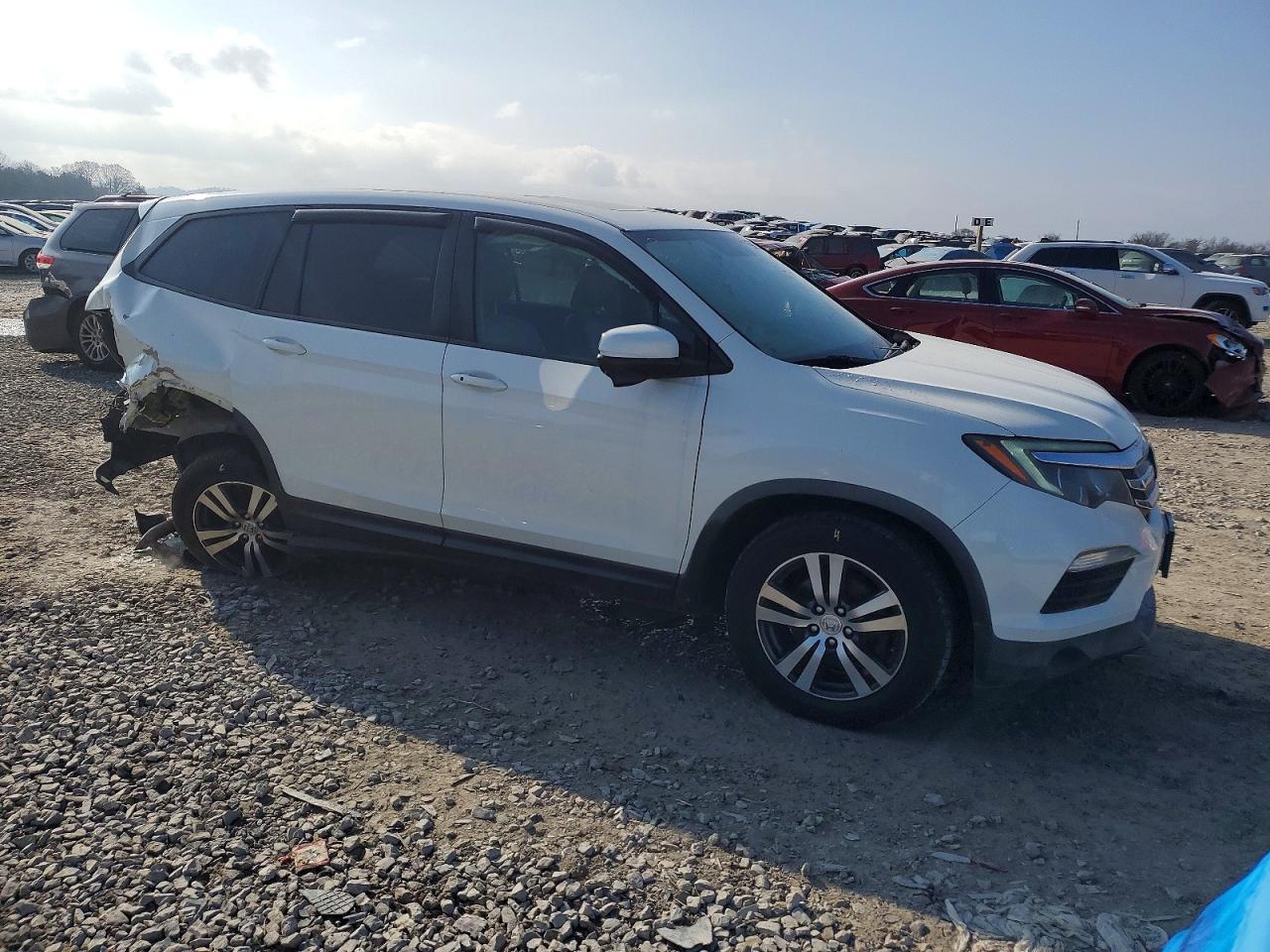 2016 HONDA PILOT EXL photo 4