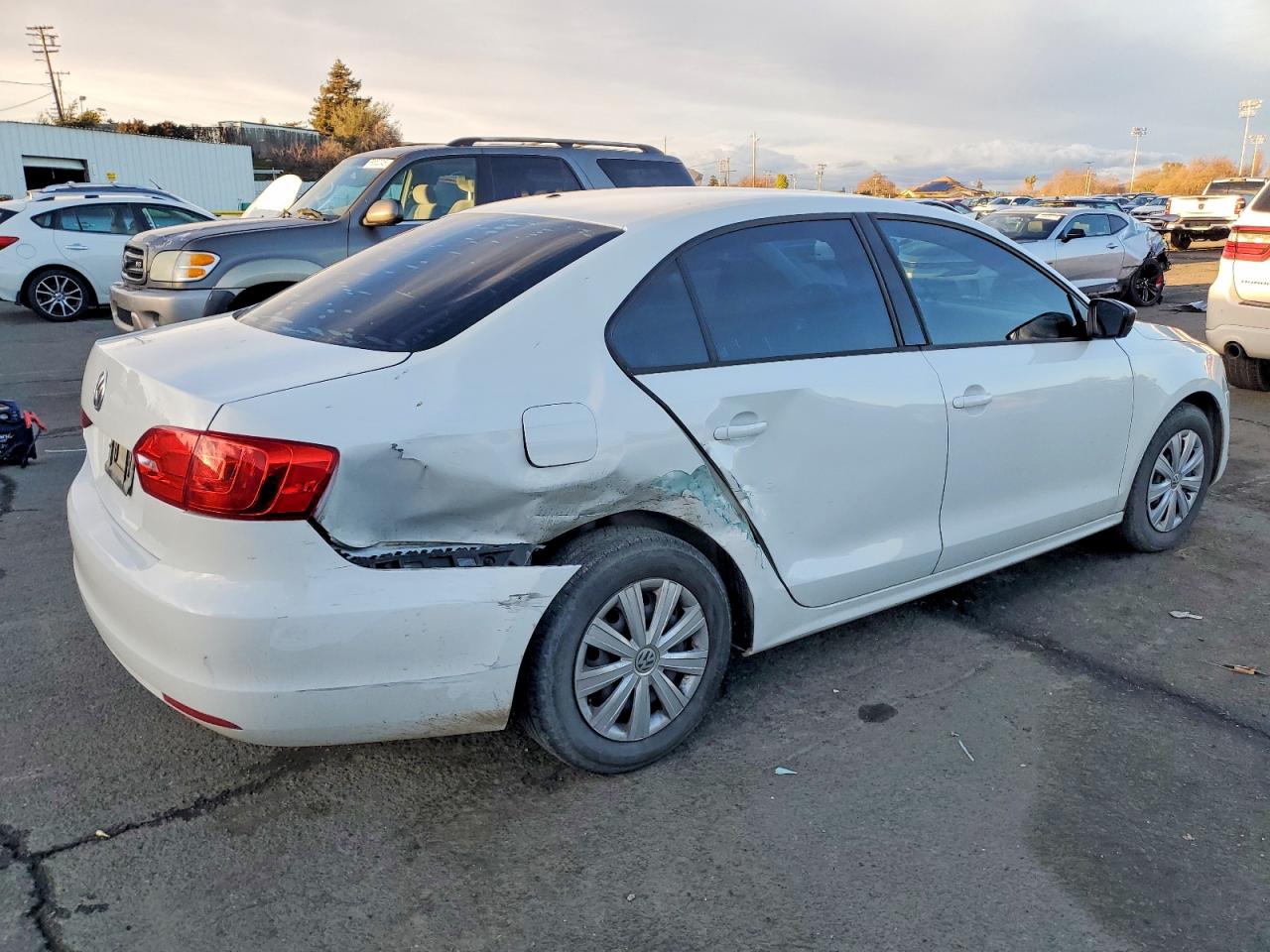 2014 VOLKSWAGEN JETTA BASE photo 3