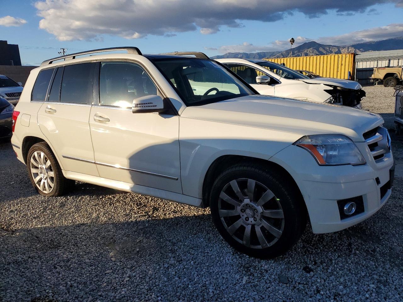 2011 MERCEDES-BENZ GLK 350 4MATIC photo 4