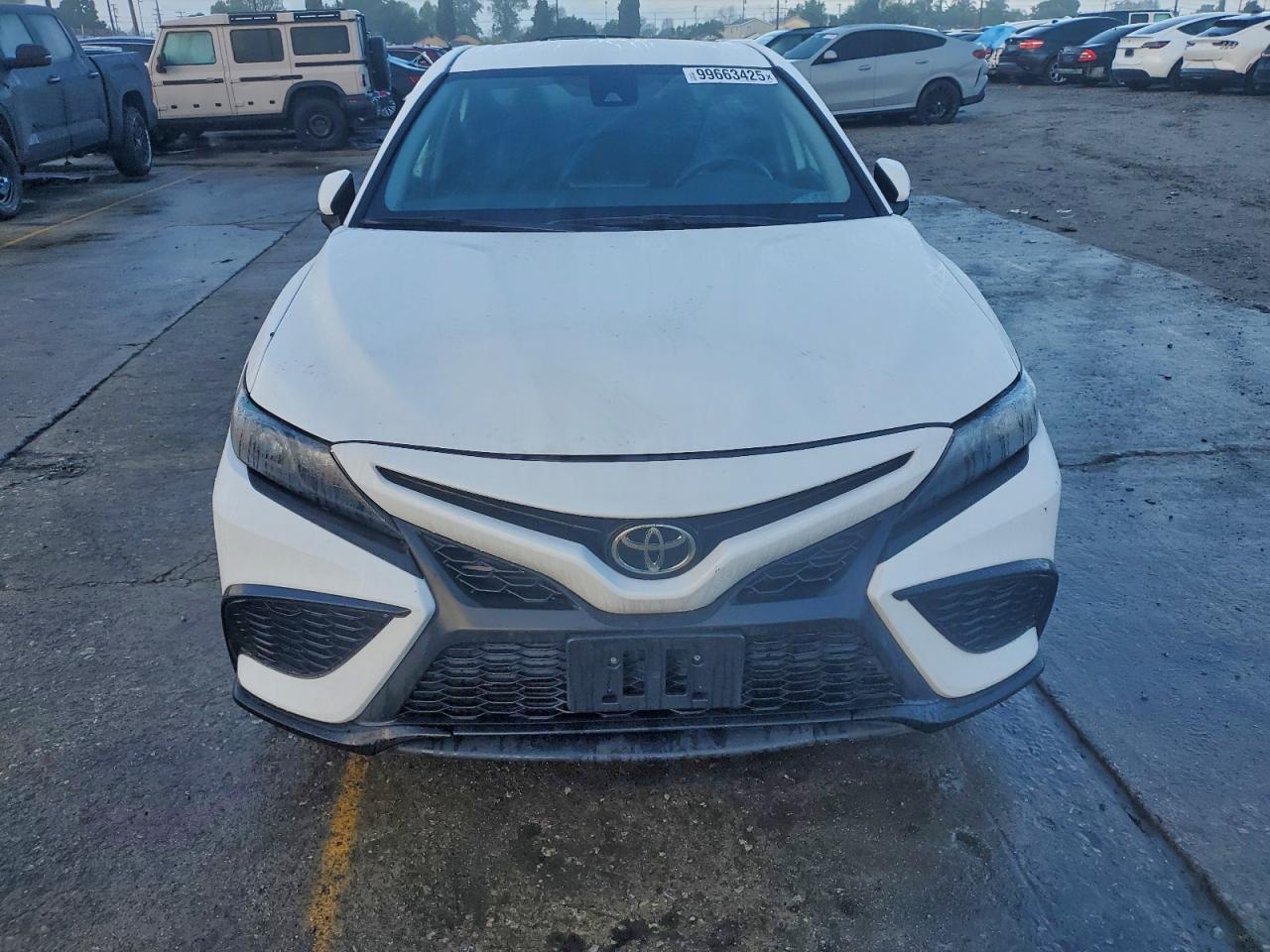 2022 TOYOTA CAMRY SE photo 5