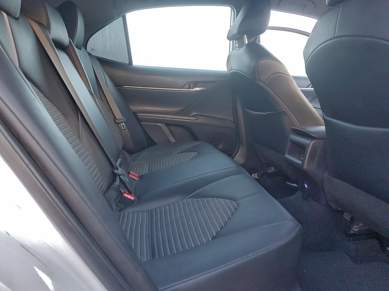 2022 TOYOTA CAMRY SE photo 10